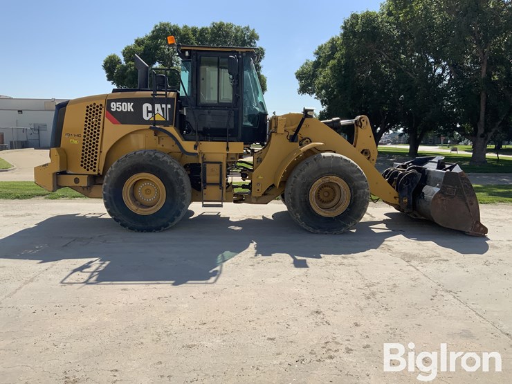 2014-caterpillar-950k-image-4