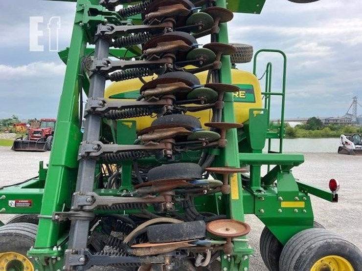 2018-john-deere-1990ccs-image-22