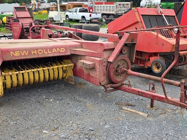 new-holland-273-image-1
