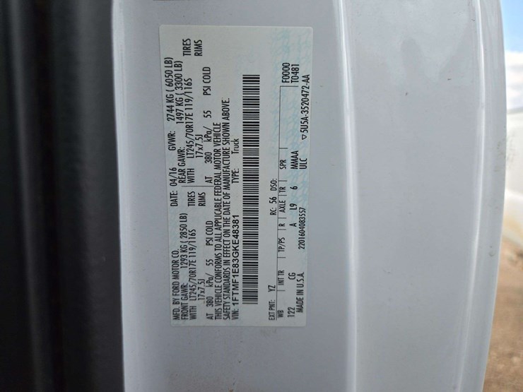 2016-ford-f150-xl-image-12