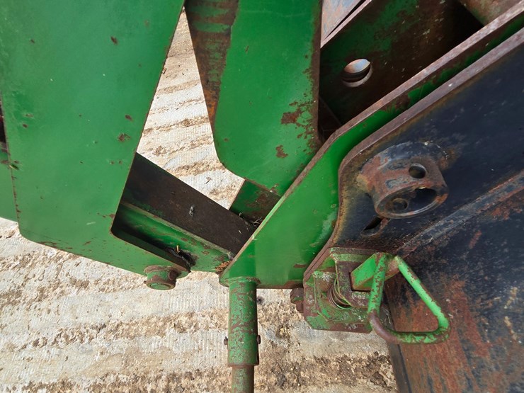 john-deere-740-image-16