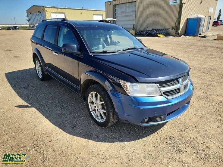 2011-dodge-journey-image-2