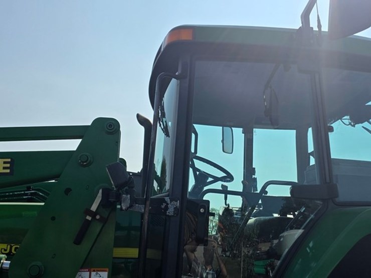 john-deere-7810-image-36