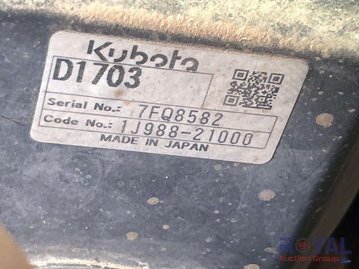 2016-bobcat-e32i-image-9