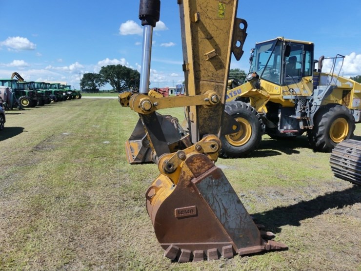 caterpillar-330fl-image-10