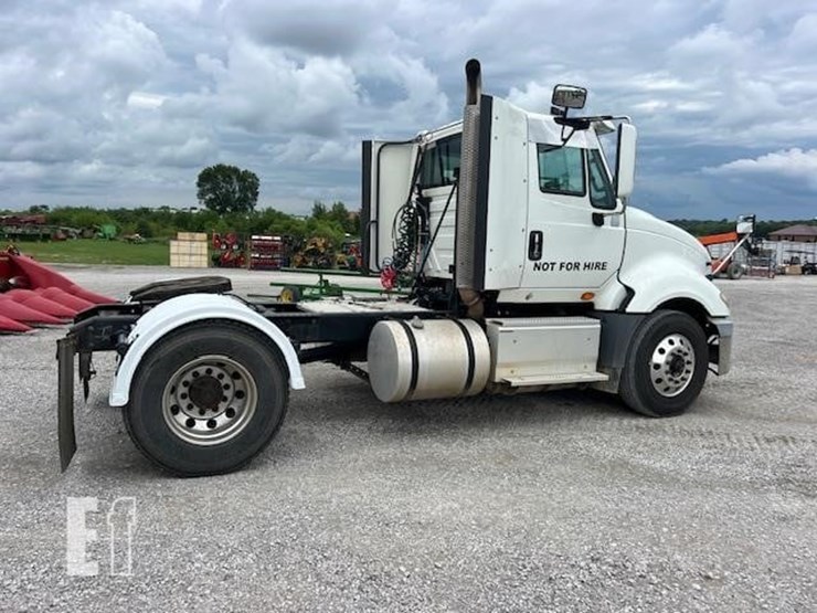 2016-international-prostar-image-7