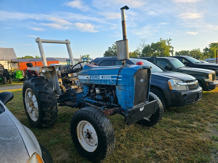 ford-3600-image-3