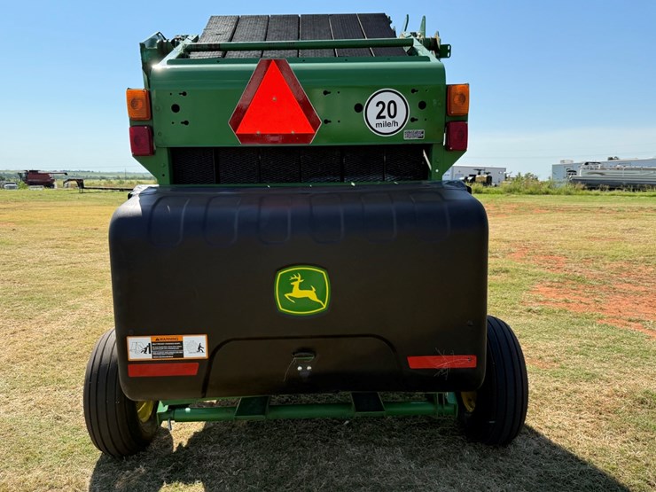2021-john-deere-450e-image-18