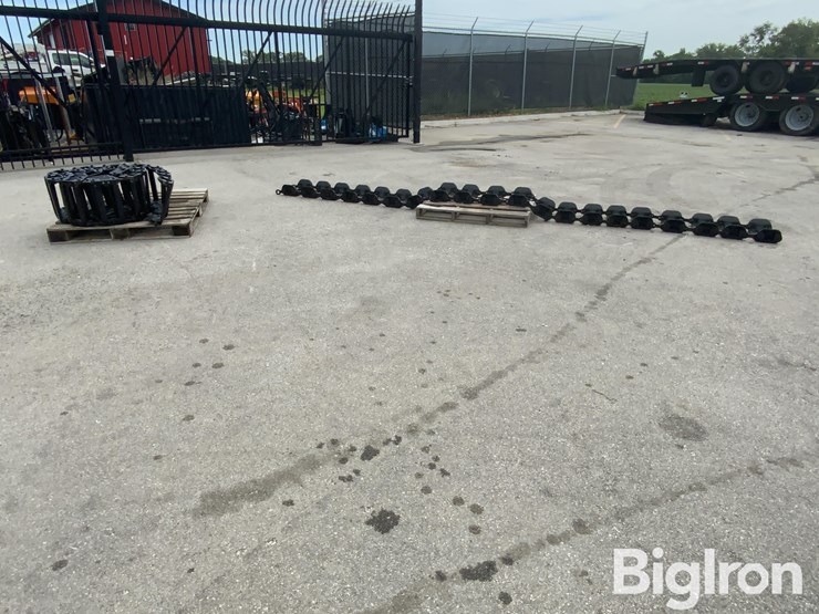 grouser-over-the-tire-skid-steer-tracks-image-2