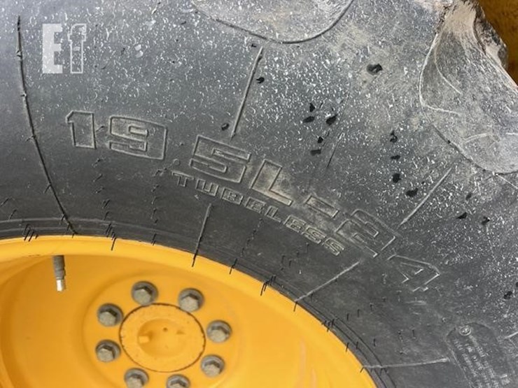 2003-deere-310sg-image-18