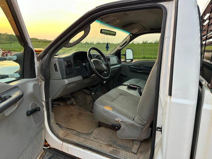 2006-ford-f250-xl-image-42