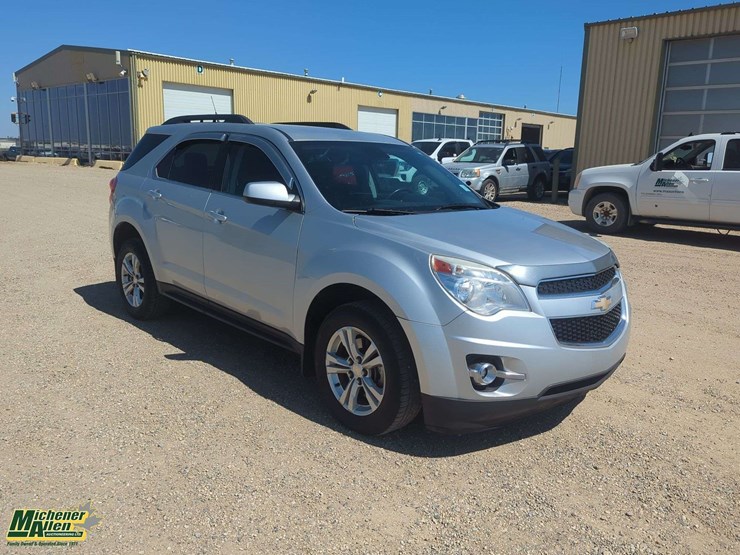 2012-chevrolet-equinox-lt-image-2