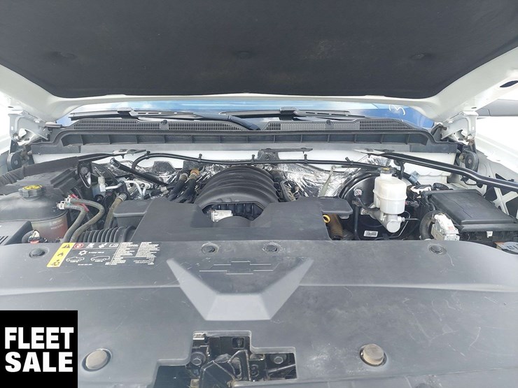 2017-chevrolet-silverado-1500-lt-image-16