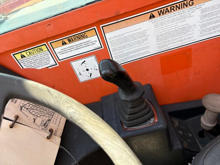 2006-jlg-g6-42a-image-17
