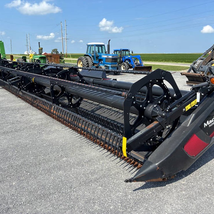 2021 MAC DON FD135