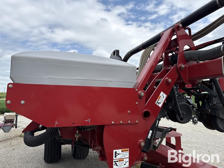 case-ih-1200-image-15