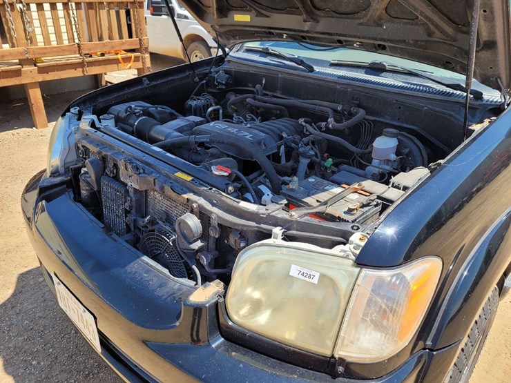 2005-toyota-sequoia-limited-image-14