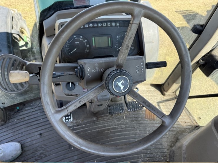 john-deere-7130-image-13
