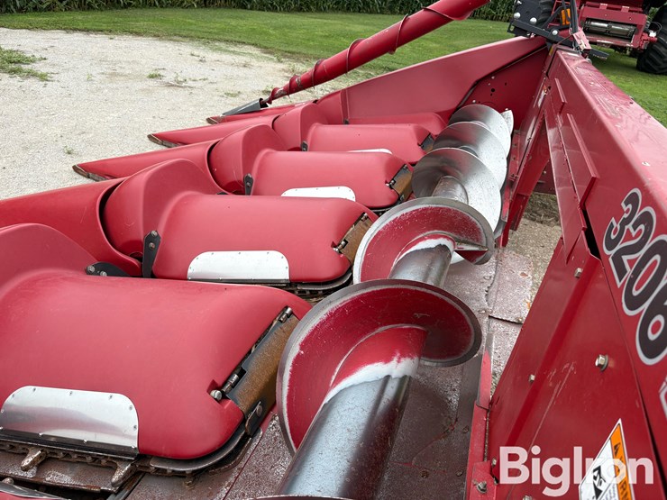 2009-case-ih-3206-image-19
