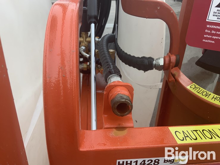 2024-allmetal-4000-psi-hot-water-high-pressure-washer-w/200-gal-supply-tank-image-19