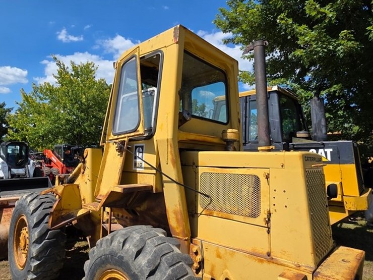 1977-caterpillar-910-image-21