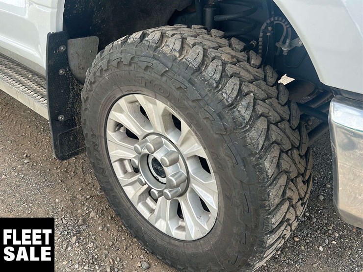 2021-ford-f350-image-21