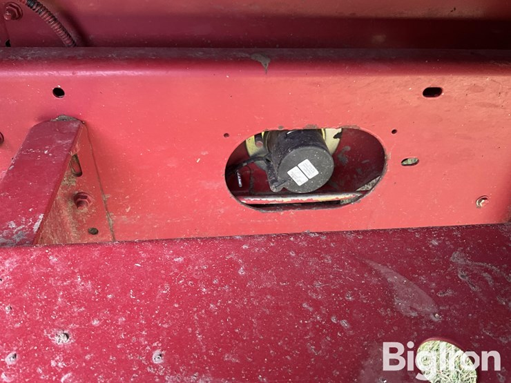 2004-case-ih-2388-image-16