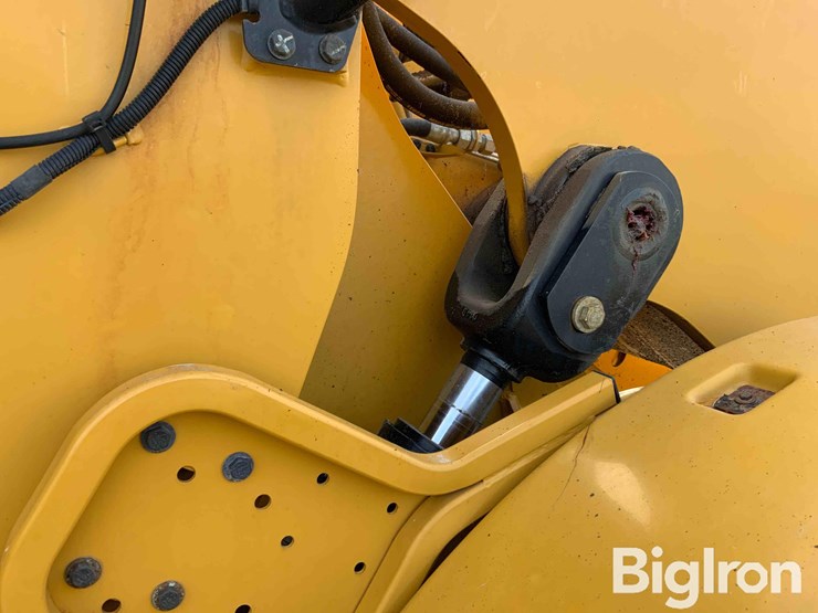 2014-caterpillar-924k-image-17