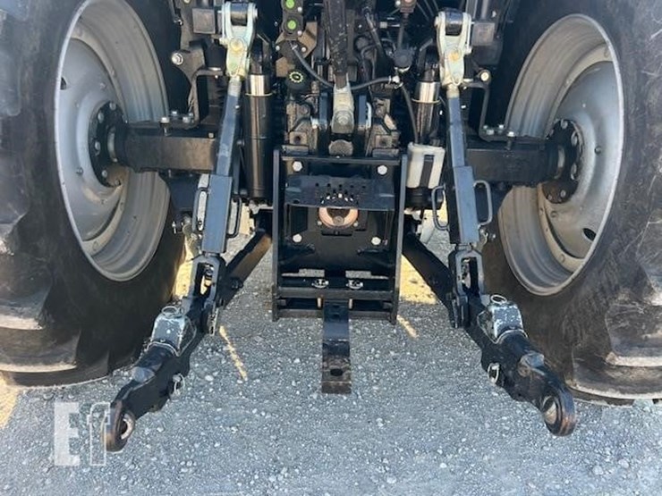 2020-case-ih-maxxum-150-image-18