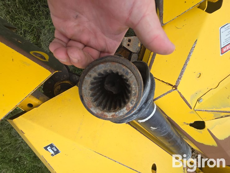 2014-new-holland-fp240-image-11