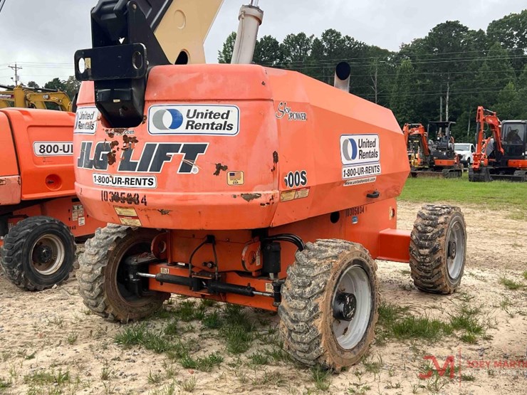 2014-jlg-600s-image-3