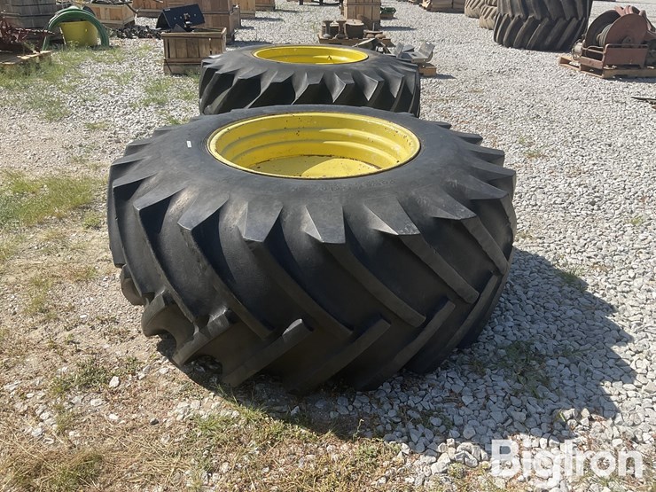 john-deere-8-image-6