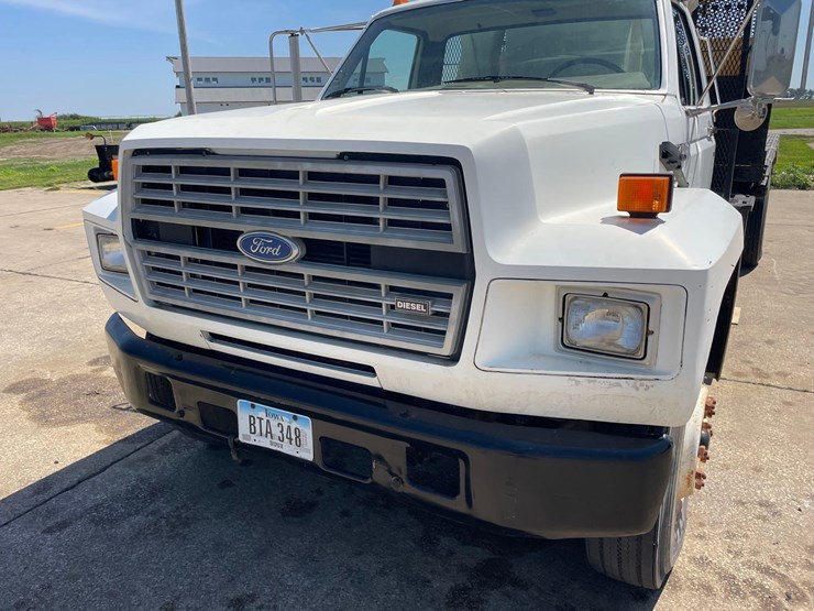 1993-ford-f700-image-14