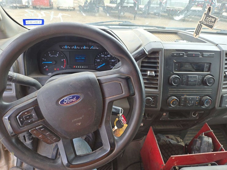 2018-ford-f350-image-10