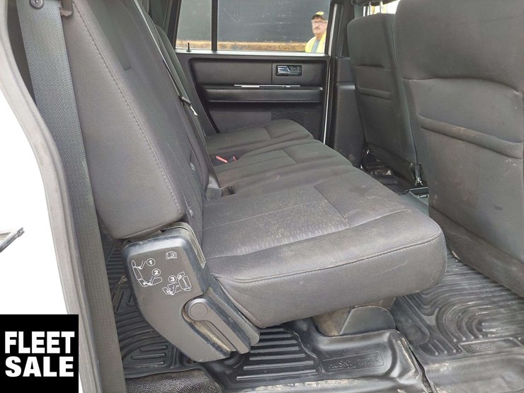 2017-ford-expedition-image-12