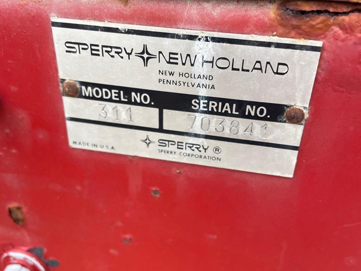 new-holland-311-image-37