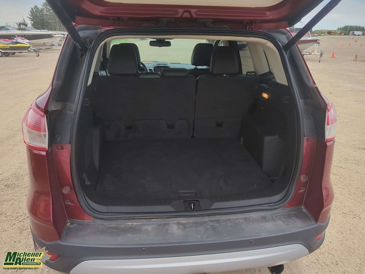 2013-ford-escape-sel-image-21