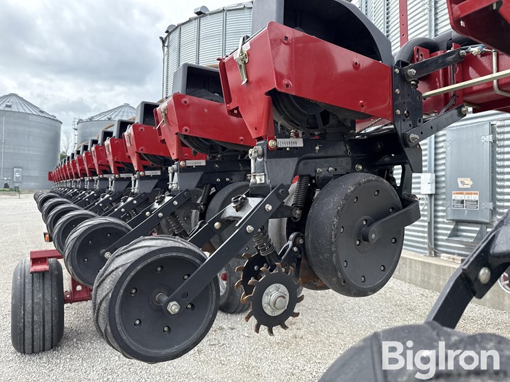 case-ih-1200-image-20