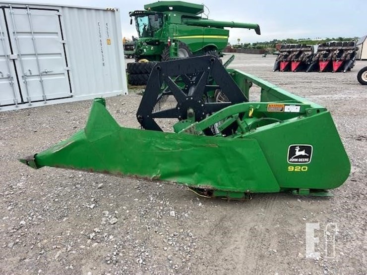 john-deere-920-image-10