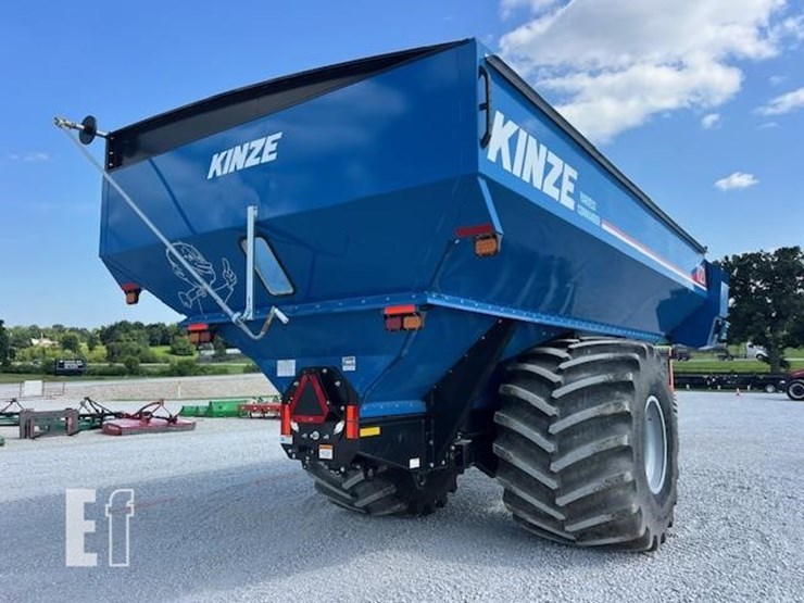 2023-kinze-1121-image-5