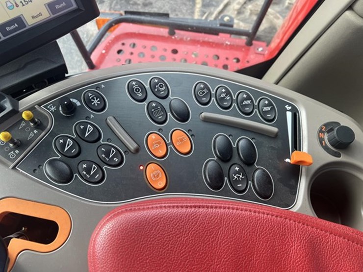 2022-case-ih-8250-image-36