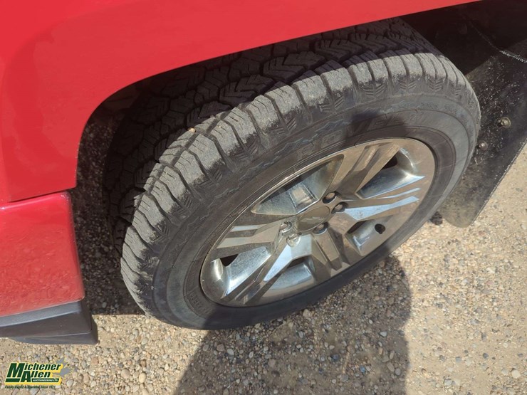 2017-chevrolet-silverado-1500-image-29