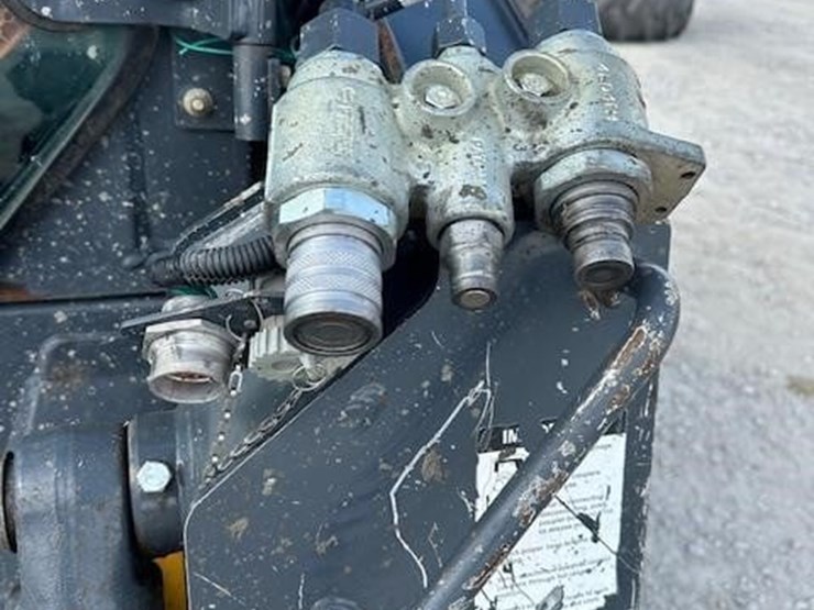 deere-317g-image-16