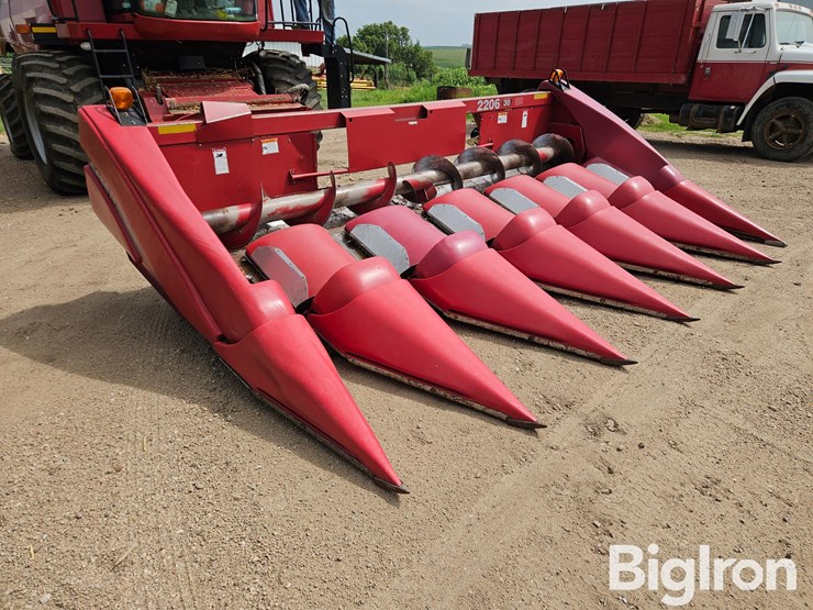 2002-case-ih-2206-image-3