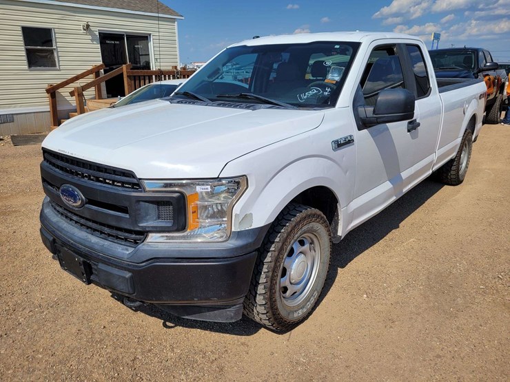 2018-ford-f150-xl-image-1