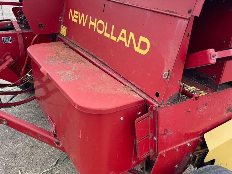 new-holland-311-image-16
