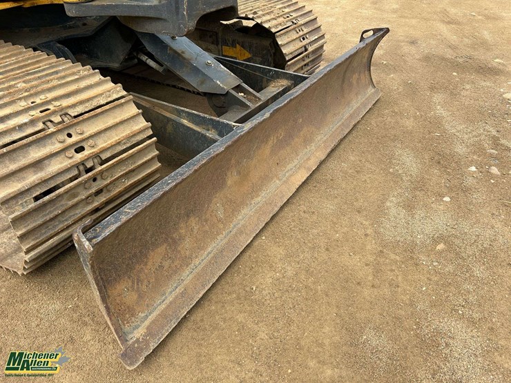 2014-deere-85g-image-11