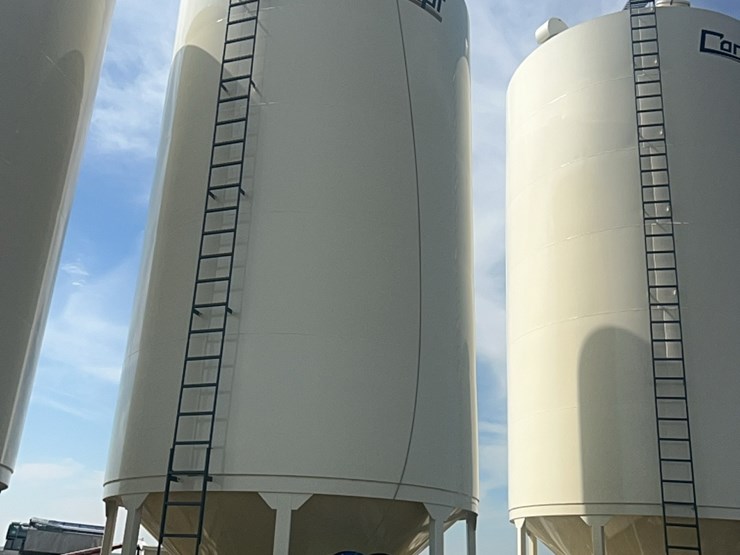 concept-5,000-bushel-hopper-bin,-fully-equipped-with-agi-grainguard-10-hp-bin-fan-with-three-phase-electric-motor-image-4