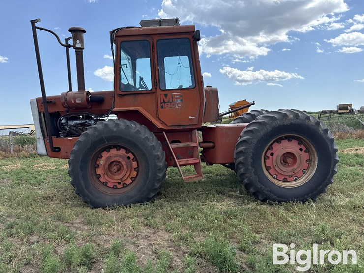 1972-massey-ferguson-1800-image-8