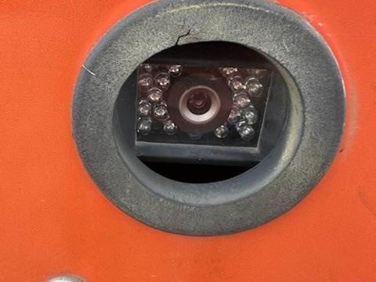 2008-bobcat-t300-image-11